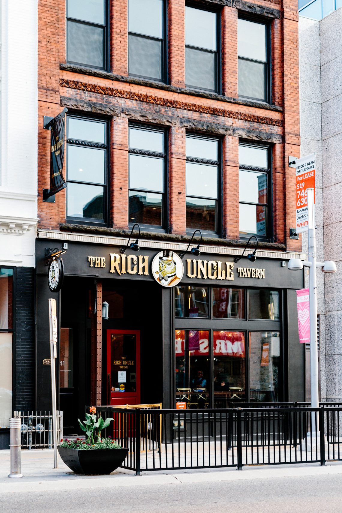 The Rich Uncle Tavern, Graffiti Market and More Drinking & Dining